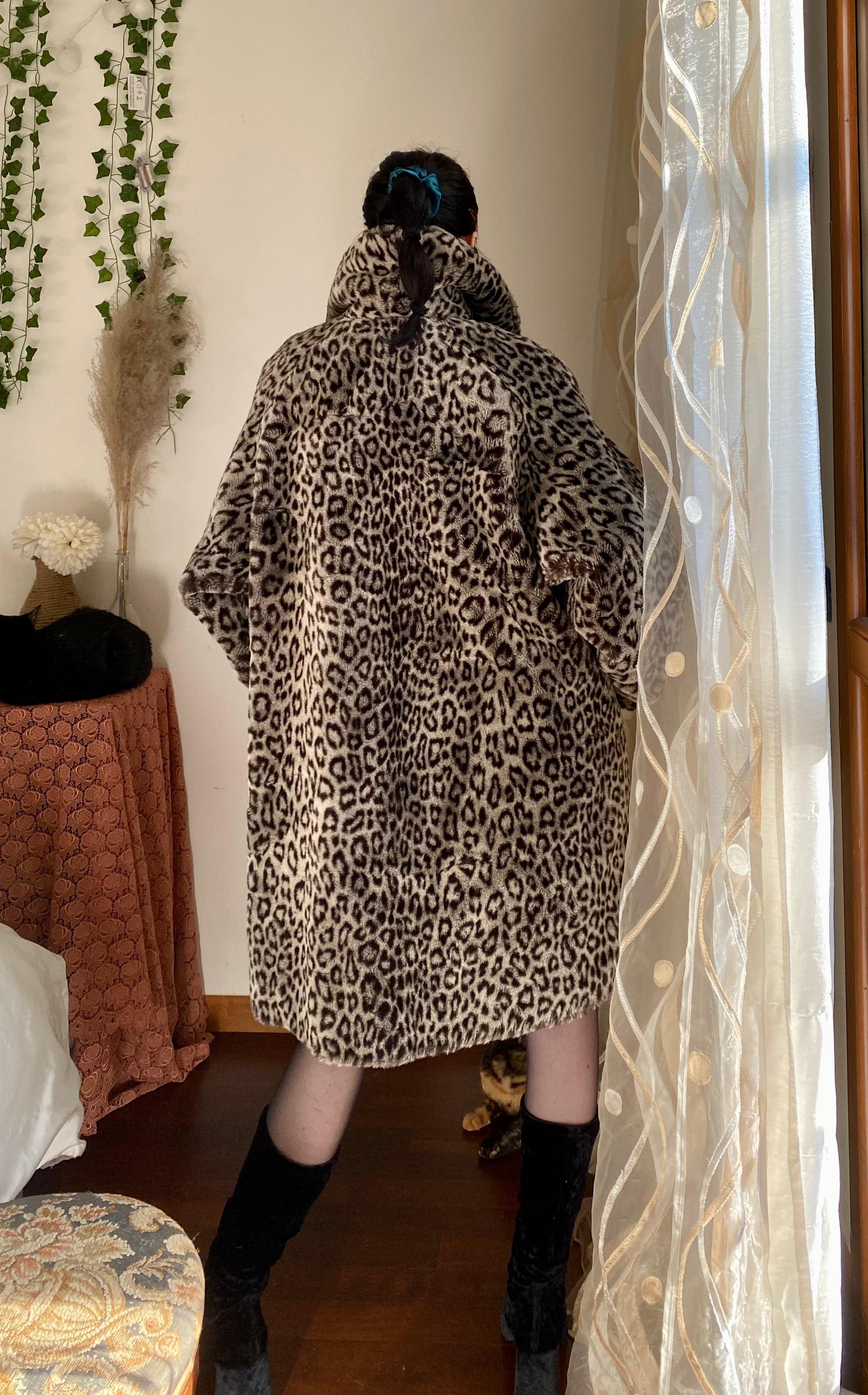 Manteau en fourrure synthétique léopard