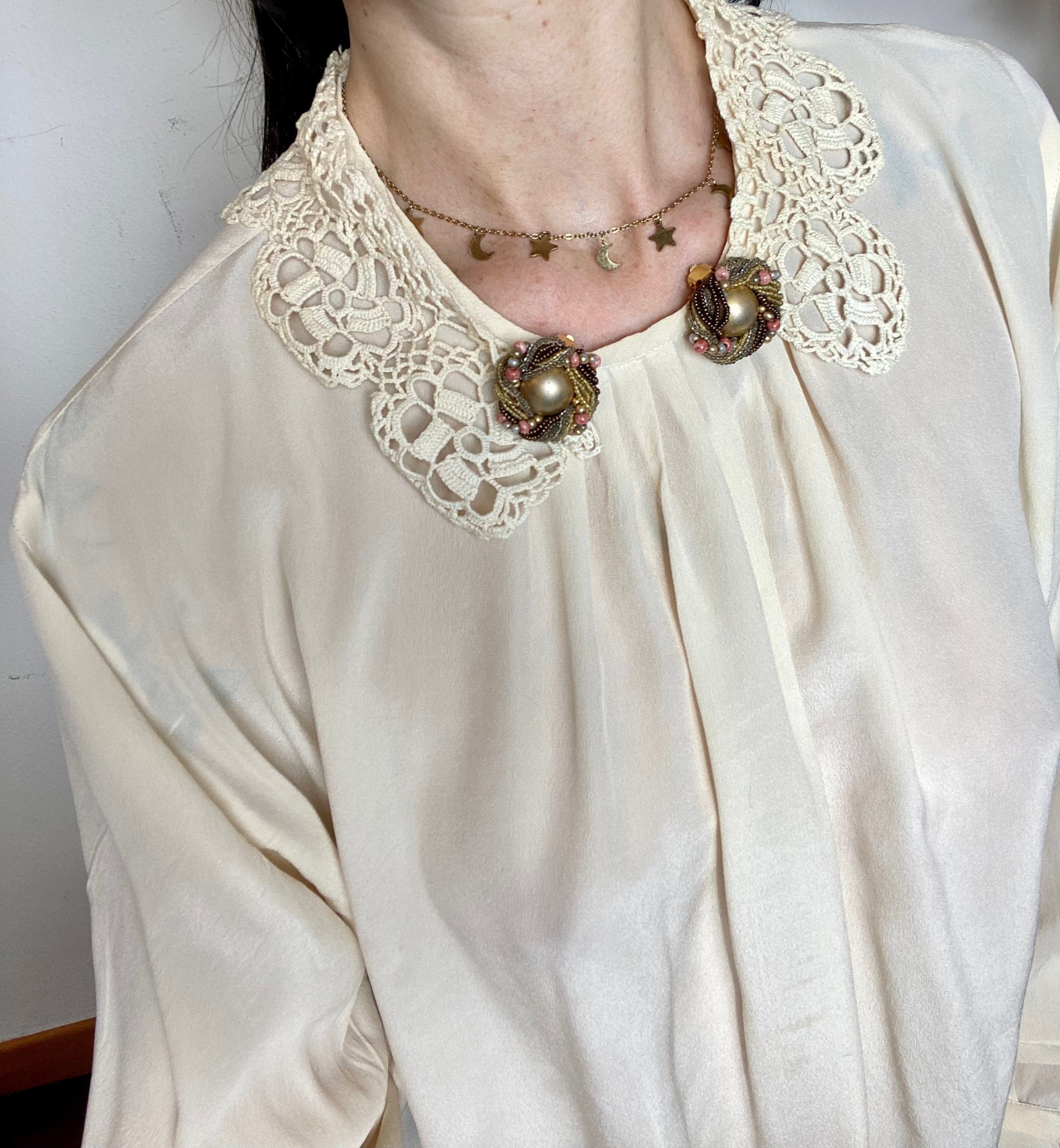 Colletto Chiacchierino in pizzo tinta sabbia