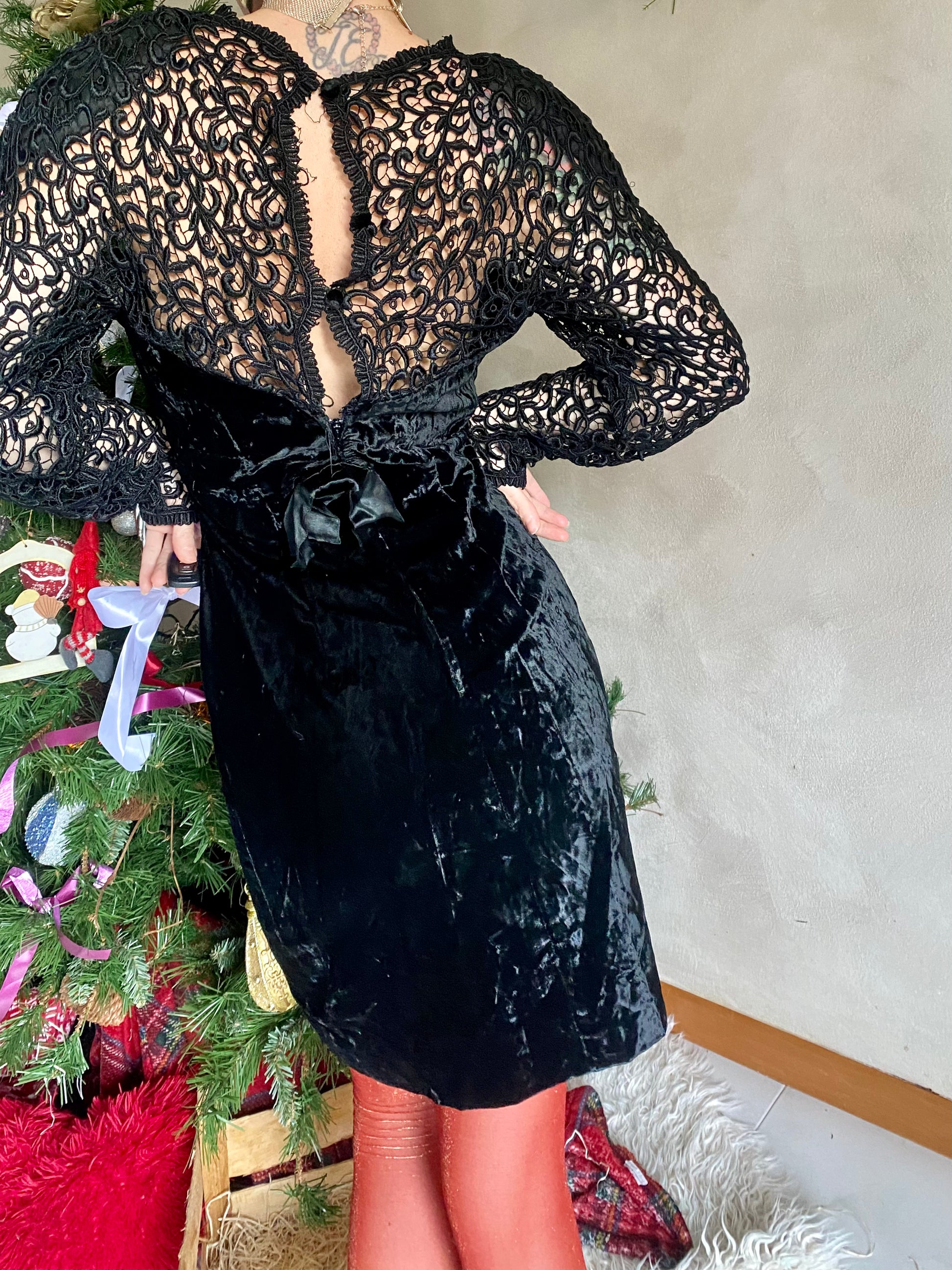 Tubino con scollo a cuore online