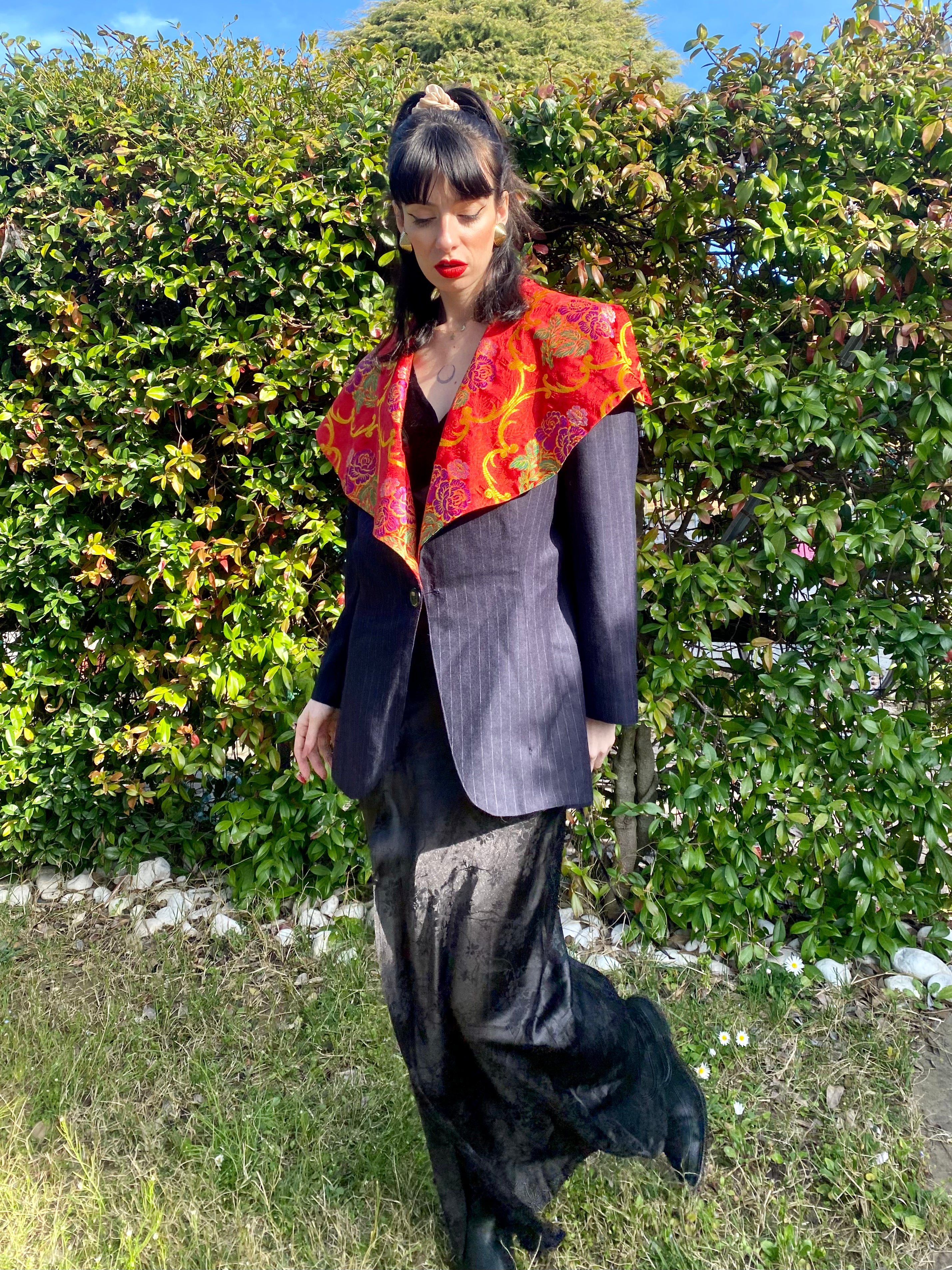 Blazer gessato con colletto alla marinara