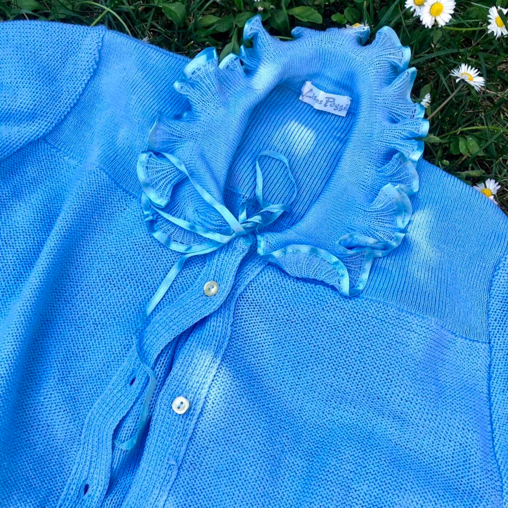 Cardigan pastel avec col et poignets froncés