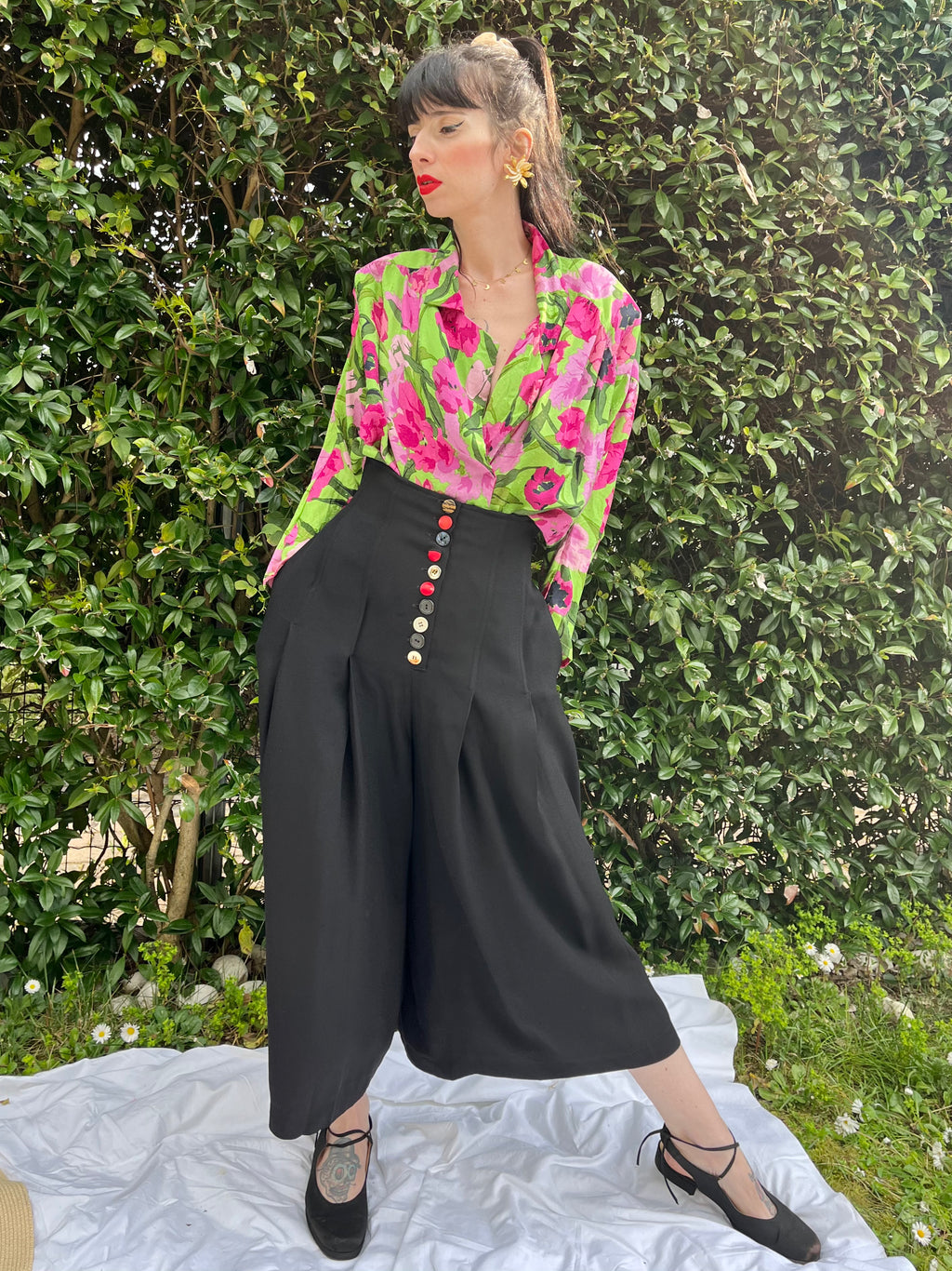 Gonna Pantalone con vita a corsetto e bottoni mixati