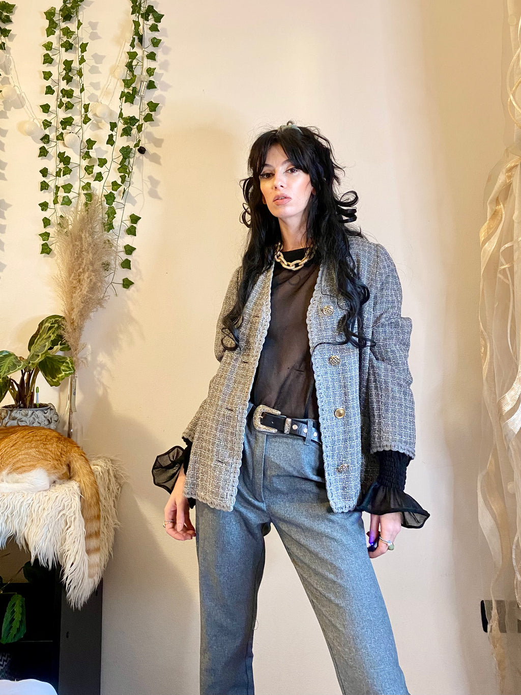 Refined collarless Vichy blazer