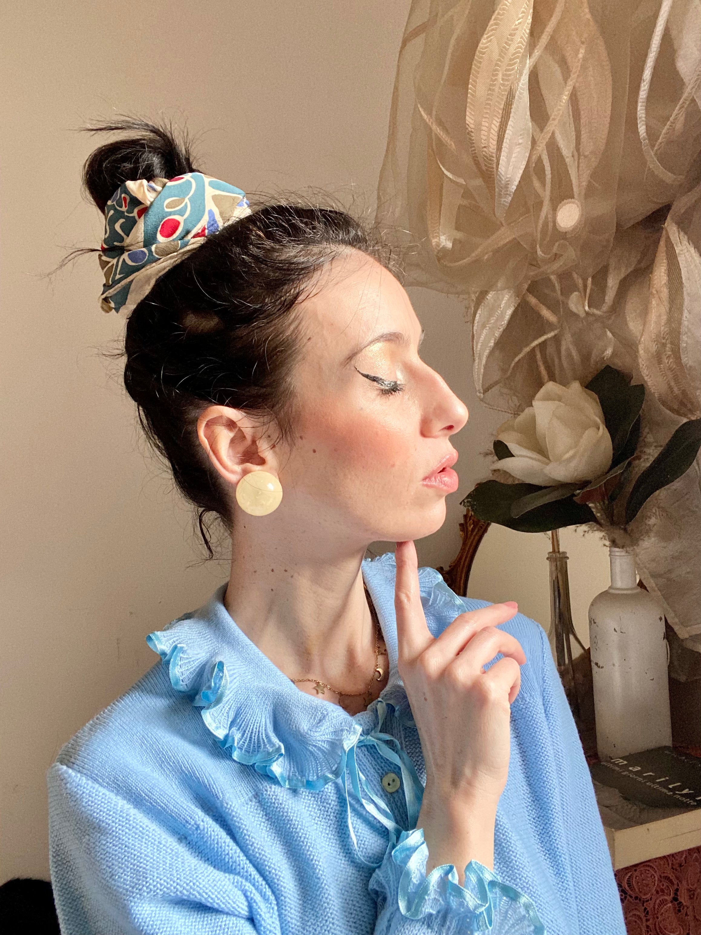 Orecchini in perla a bottone