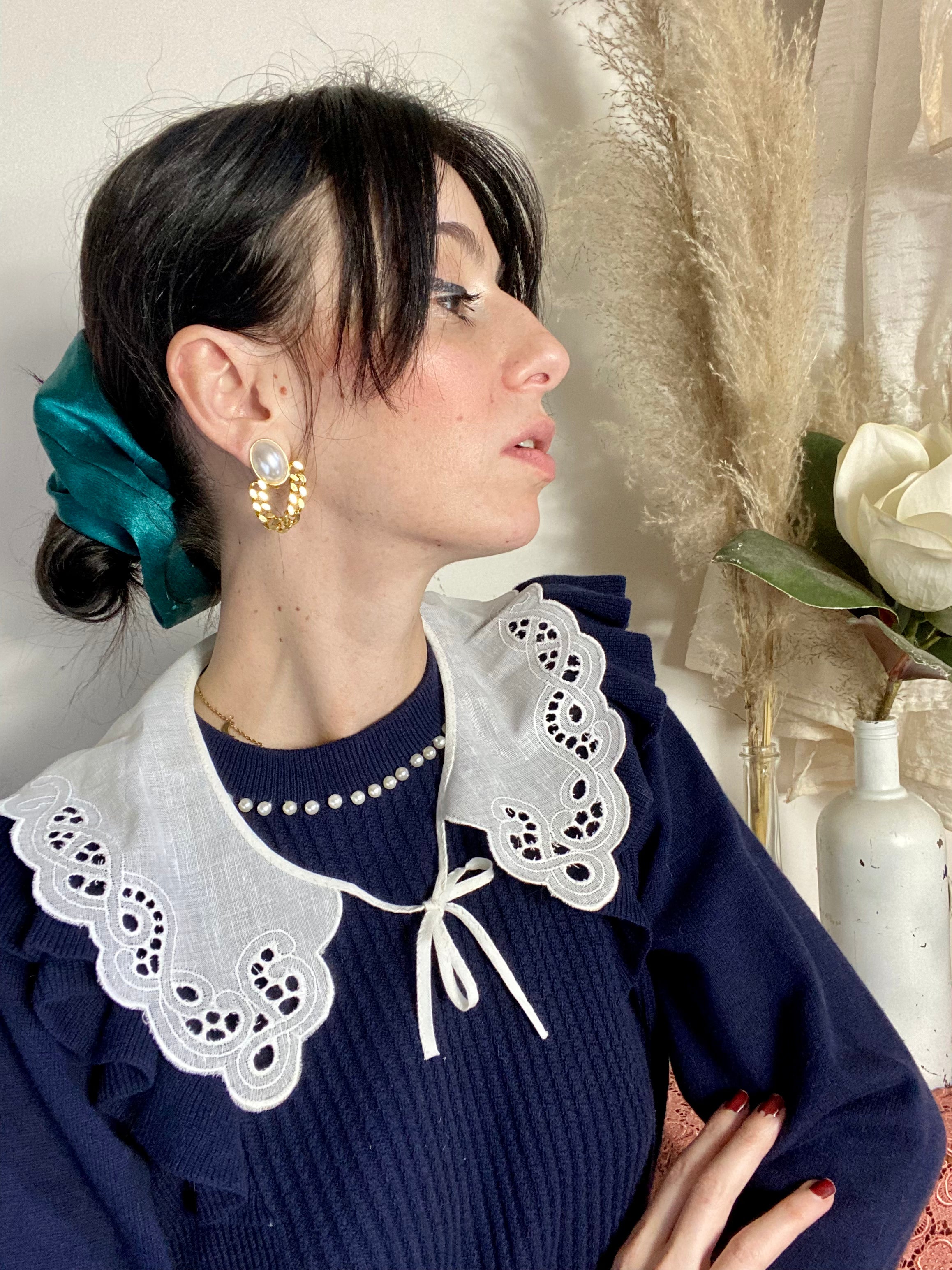 Colletto Peter Pan in cotone ricamato