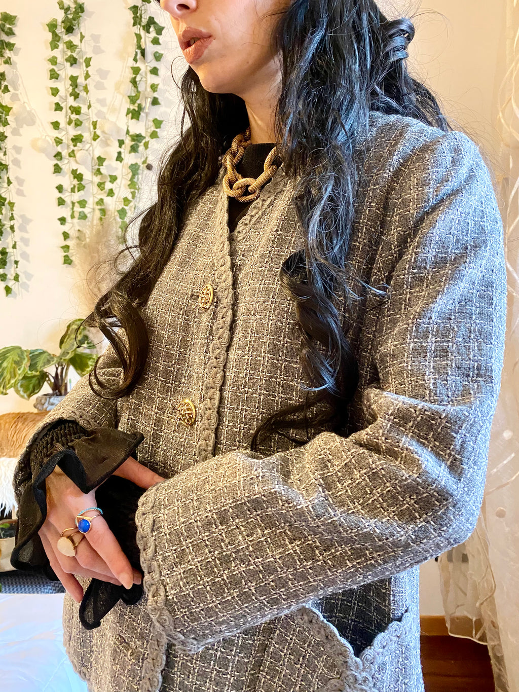 Refined collarless Vichy blazer