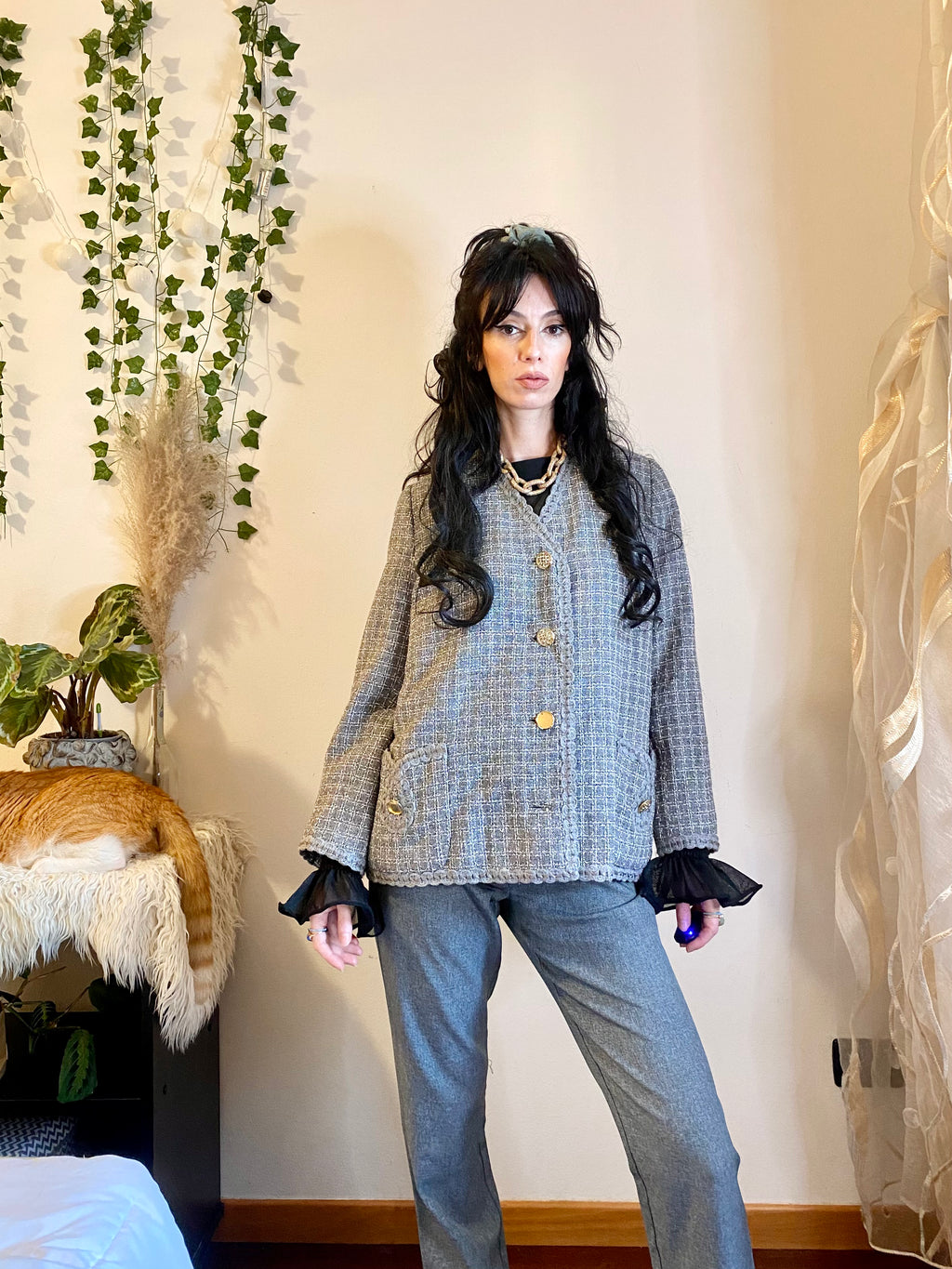 Refined collarless Vichy blazer