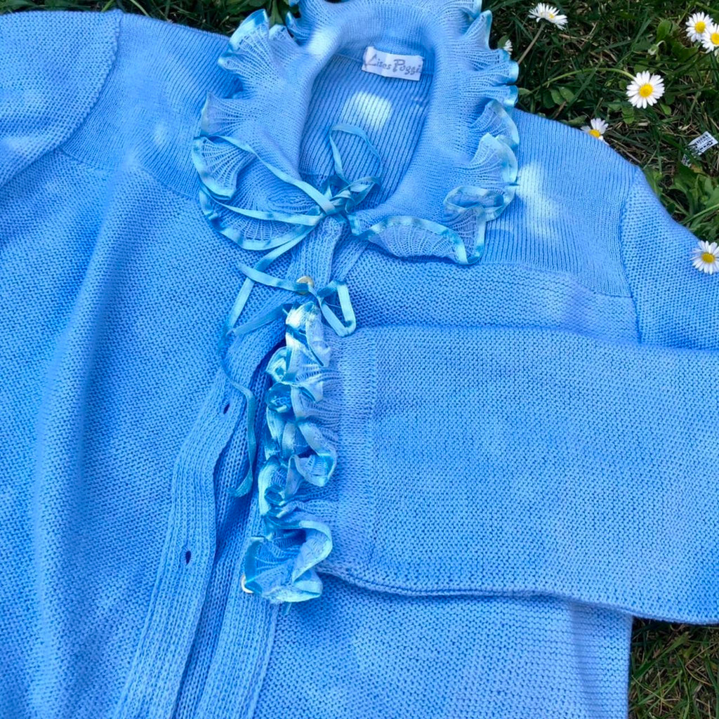 Cardigan pastel avec col et poignets froncés