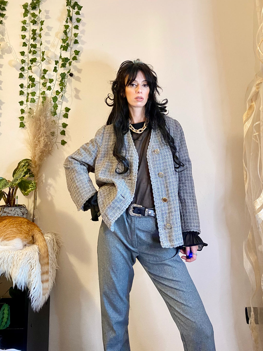 Refined collarless Vichy blazer