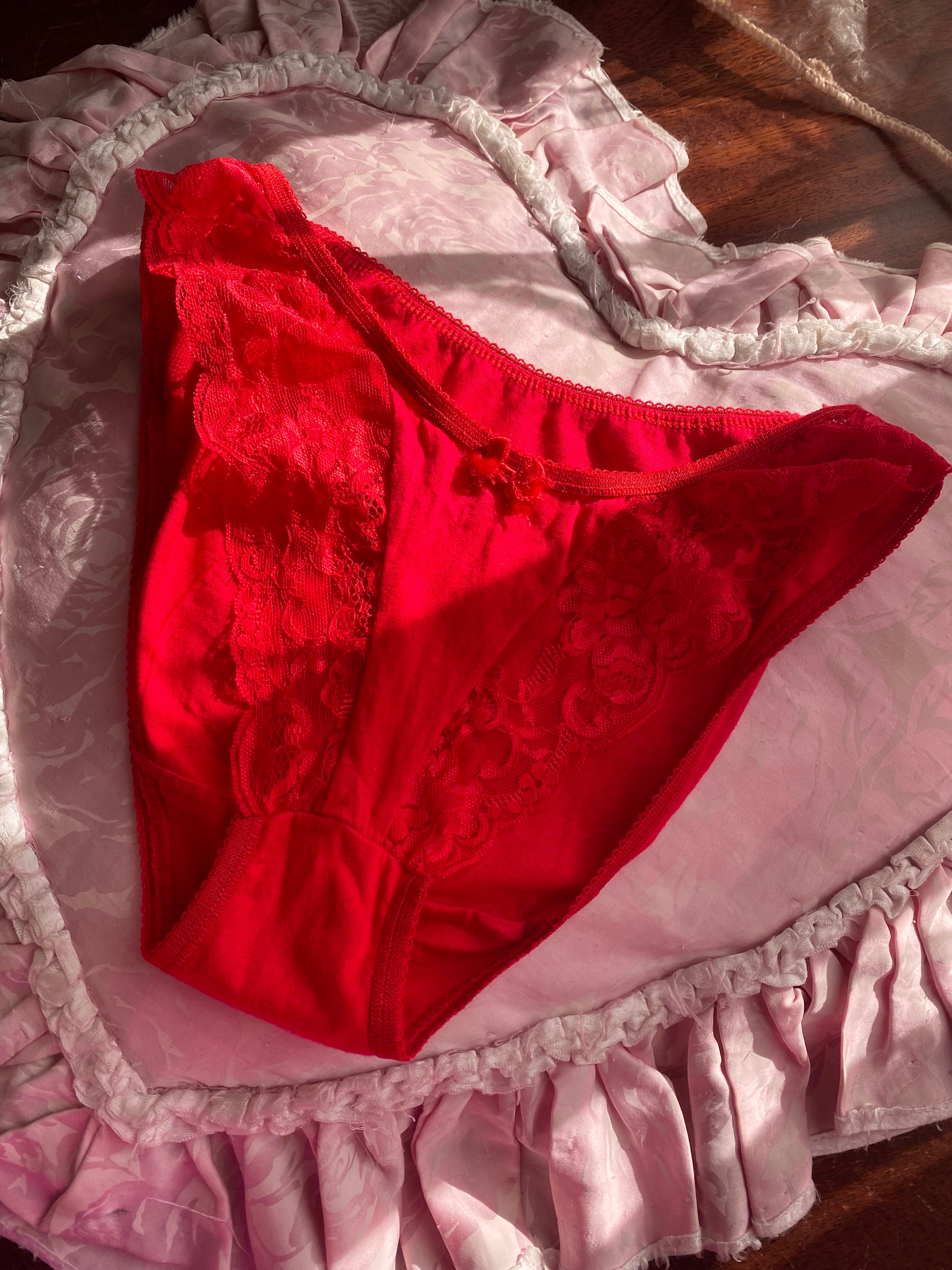 Mutandine slip con pizzo